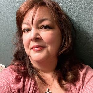 Meet your Posher, Vicky